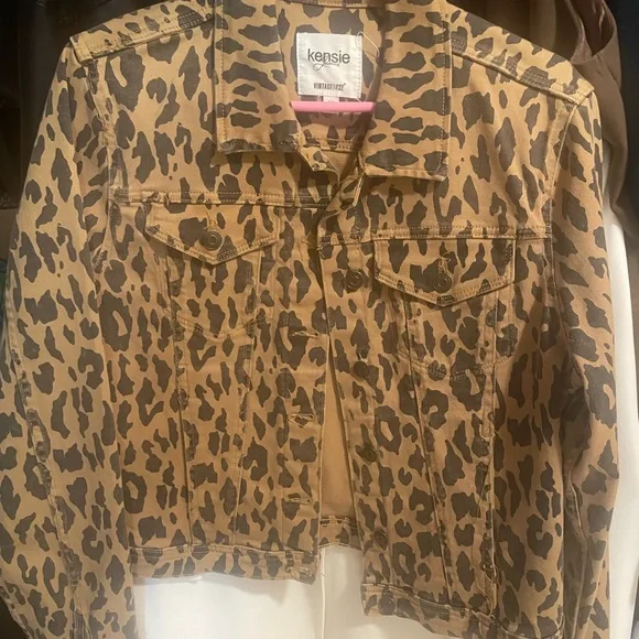 Kensie Leopard Print Jacket - Picture 1 of 1